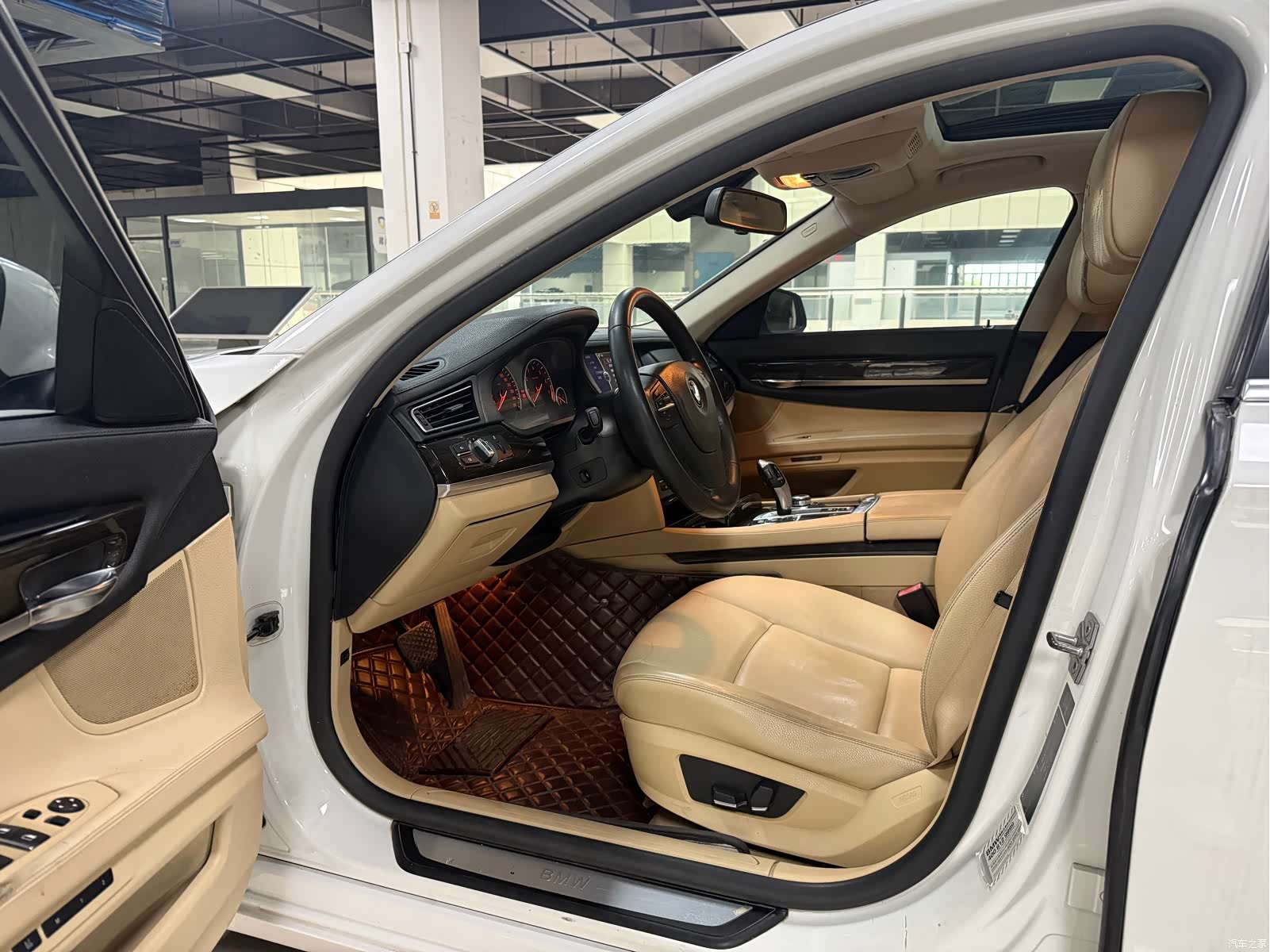 BMW 7 Series, 2012 7