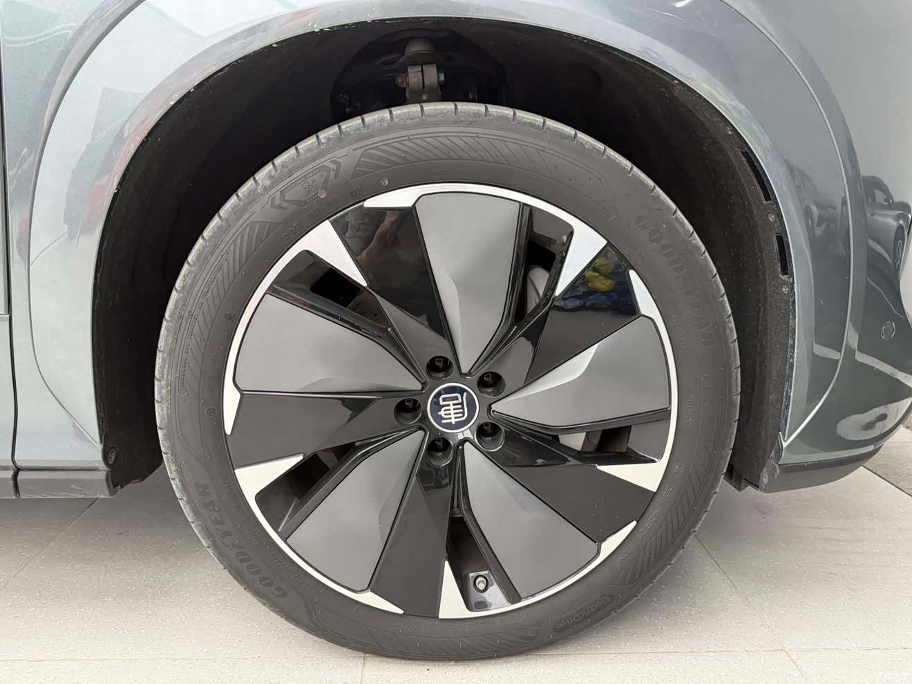 BYD Tang, 2025 12