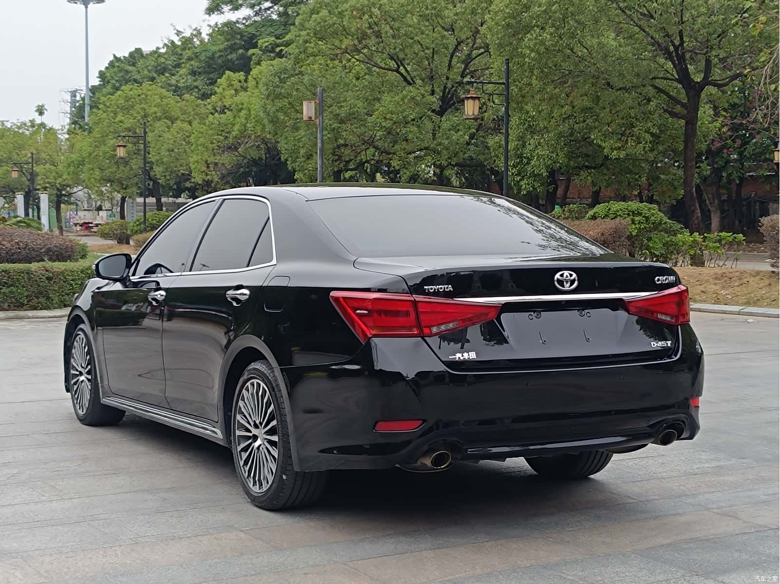 Toyota Crown, 2018 18