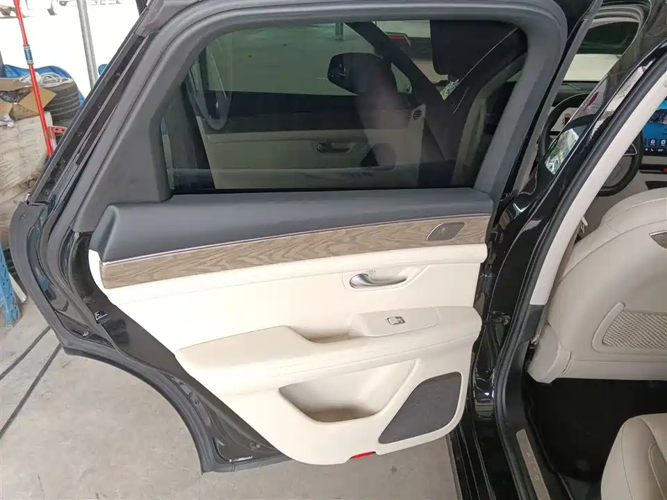 HarmonyOS Ask the world M5