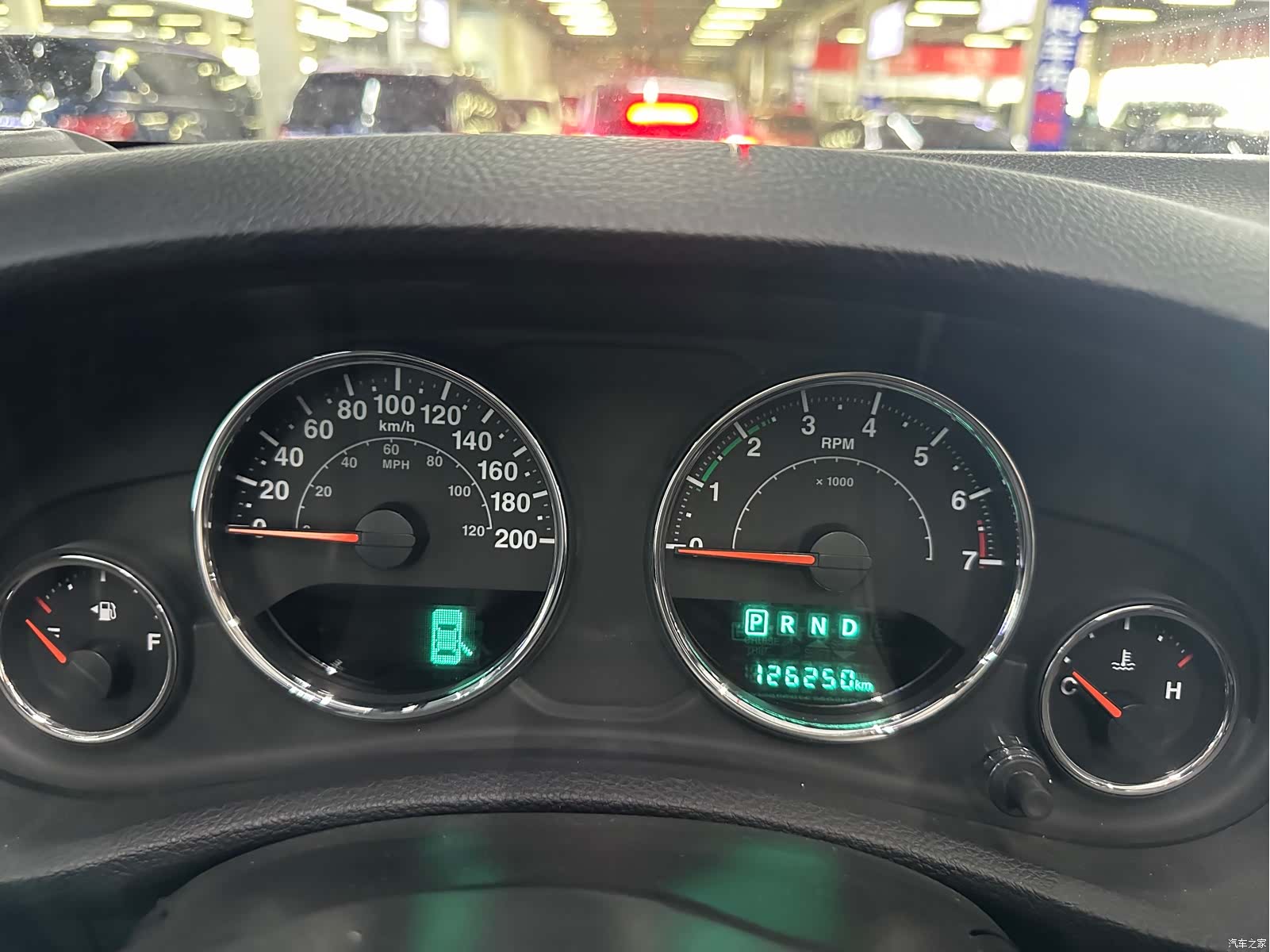 Jeep Wrangler, 2018 24