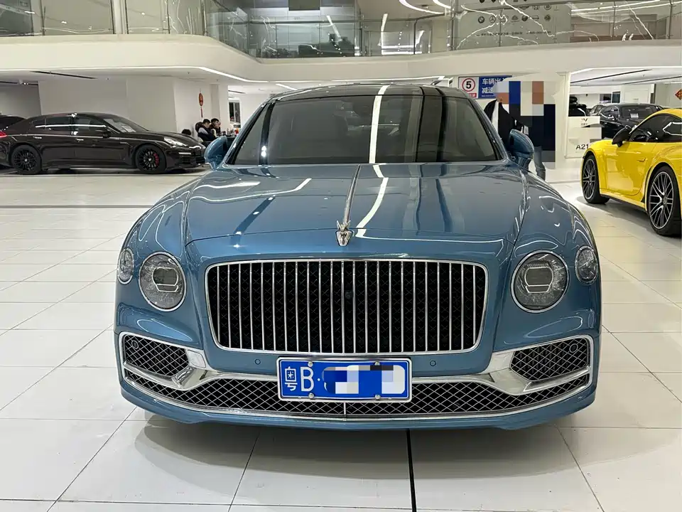 Bentley Flying