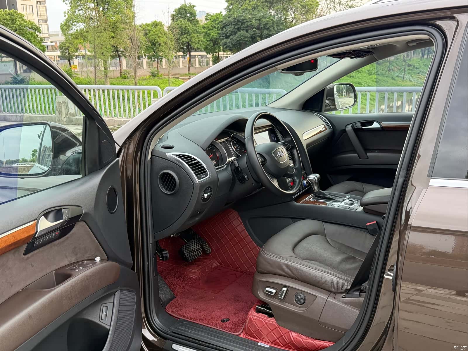 Audi Q7, 2015 10