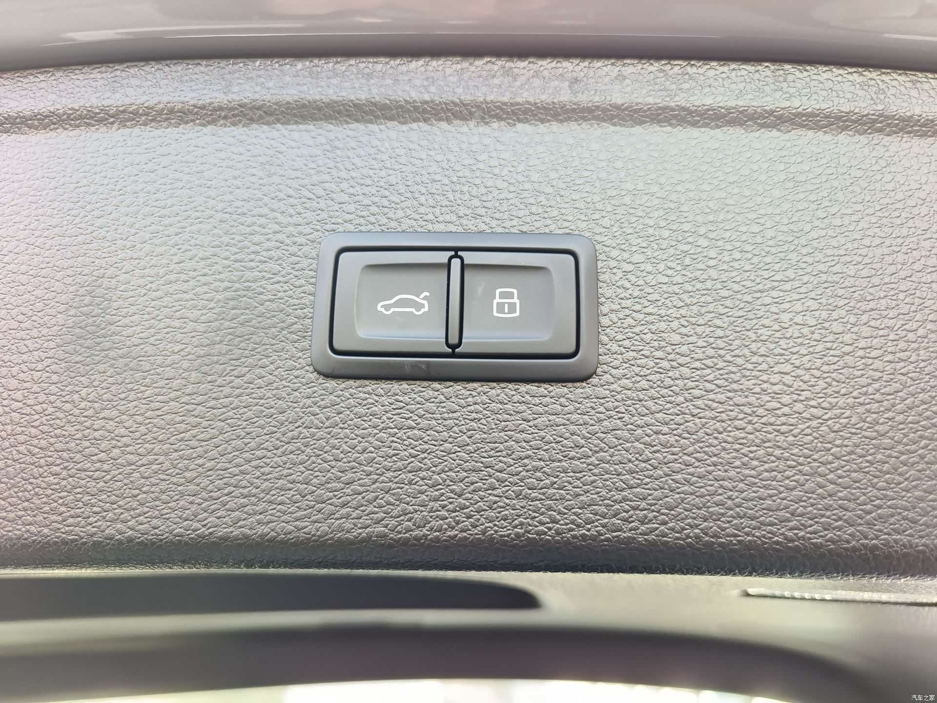 Audi Q5L, 2024 15