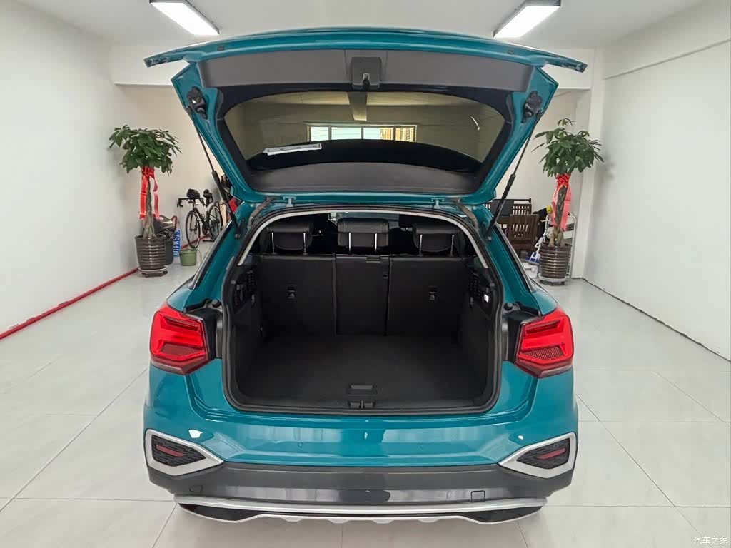 Audi Q2L, 2022 15
