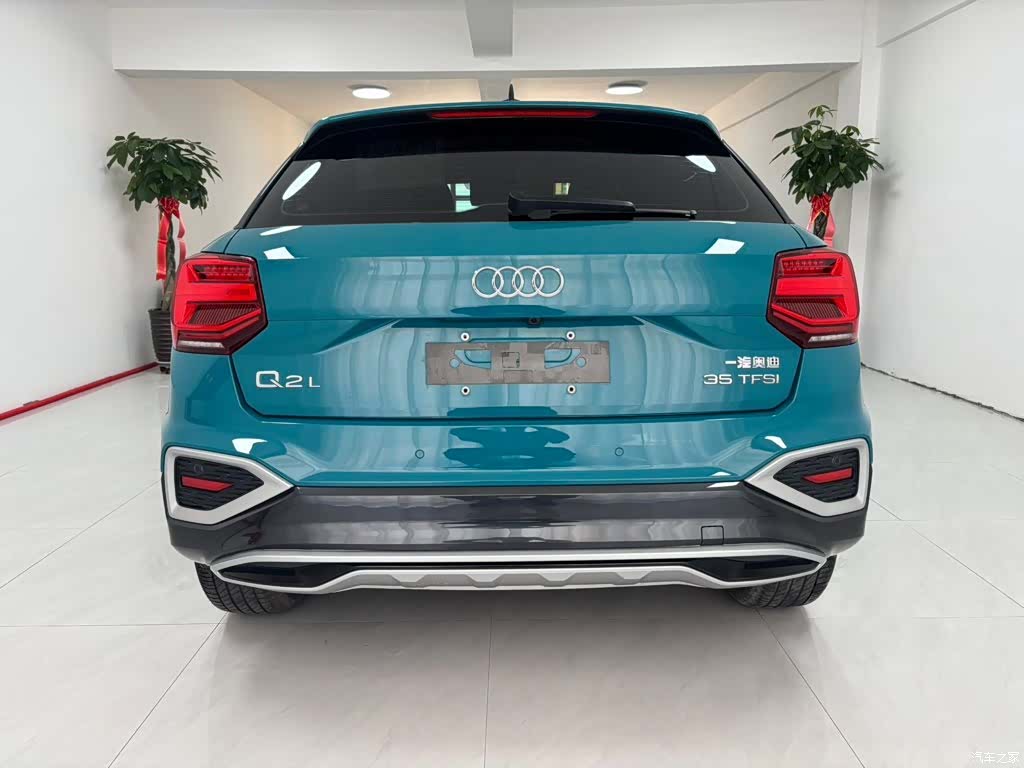 Audi Q2L, 2022 17