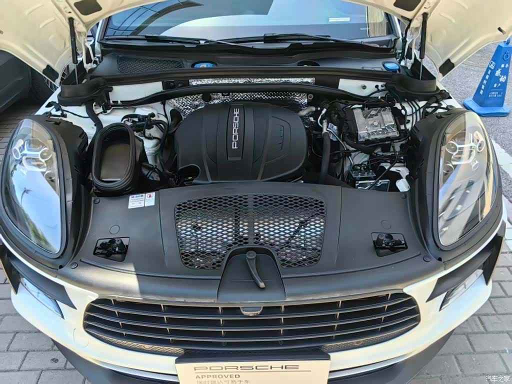 Porsche Macan, 2020 9