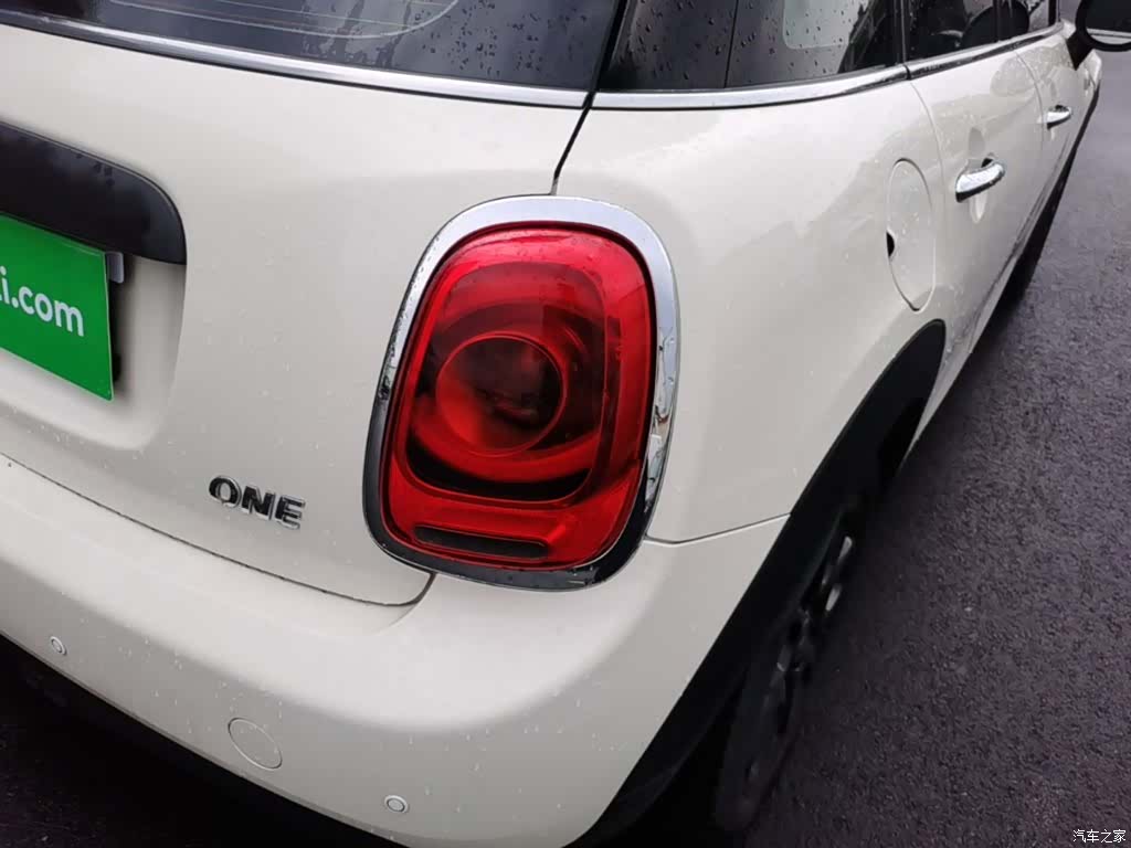 Mini ONE, 2019 8