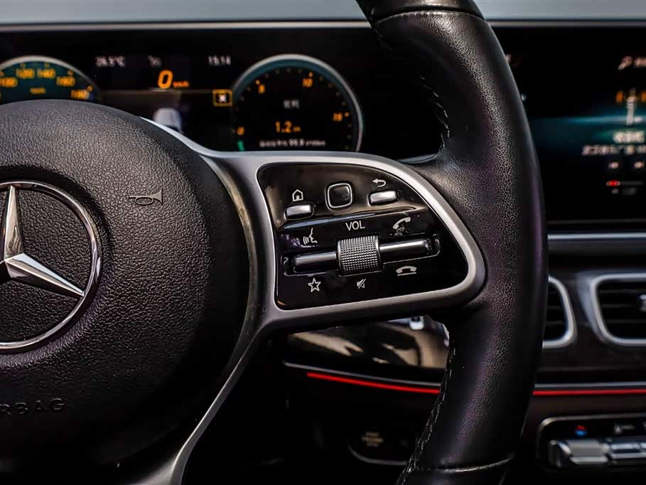Mercedes-Benz GLE Mercedes-Benz GLE