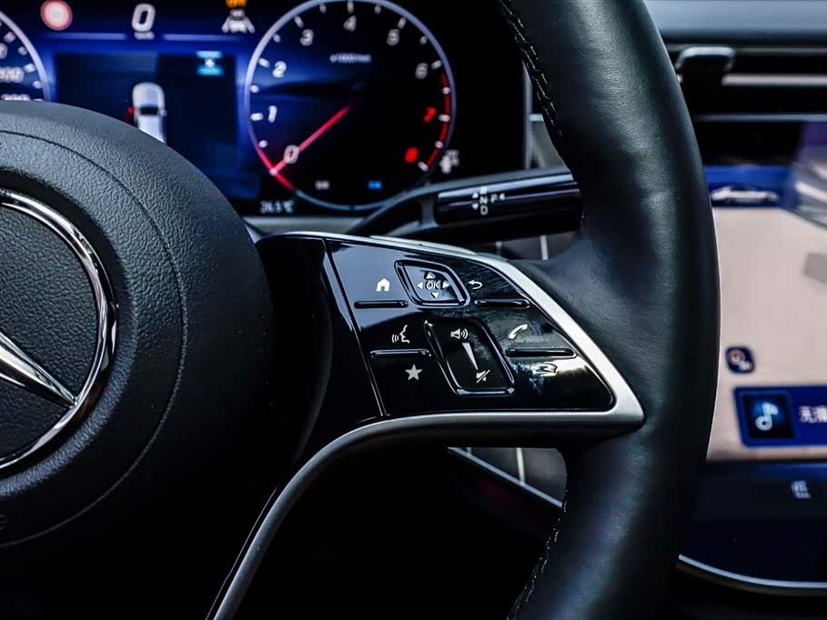 Mercedes-Benz E-class Mercedes-Benz E-class