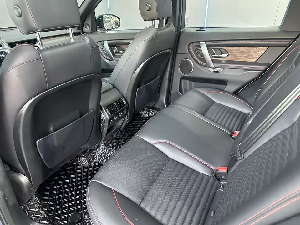 Land Rover Discover sports