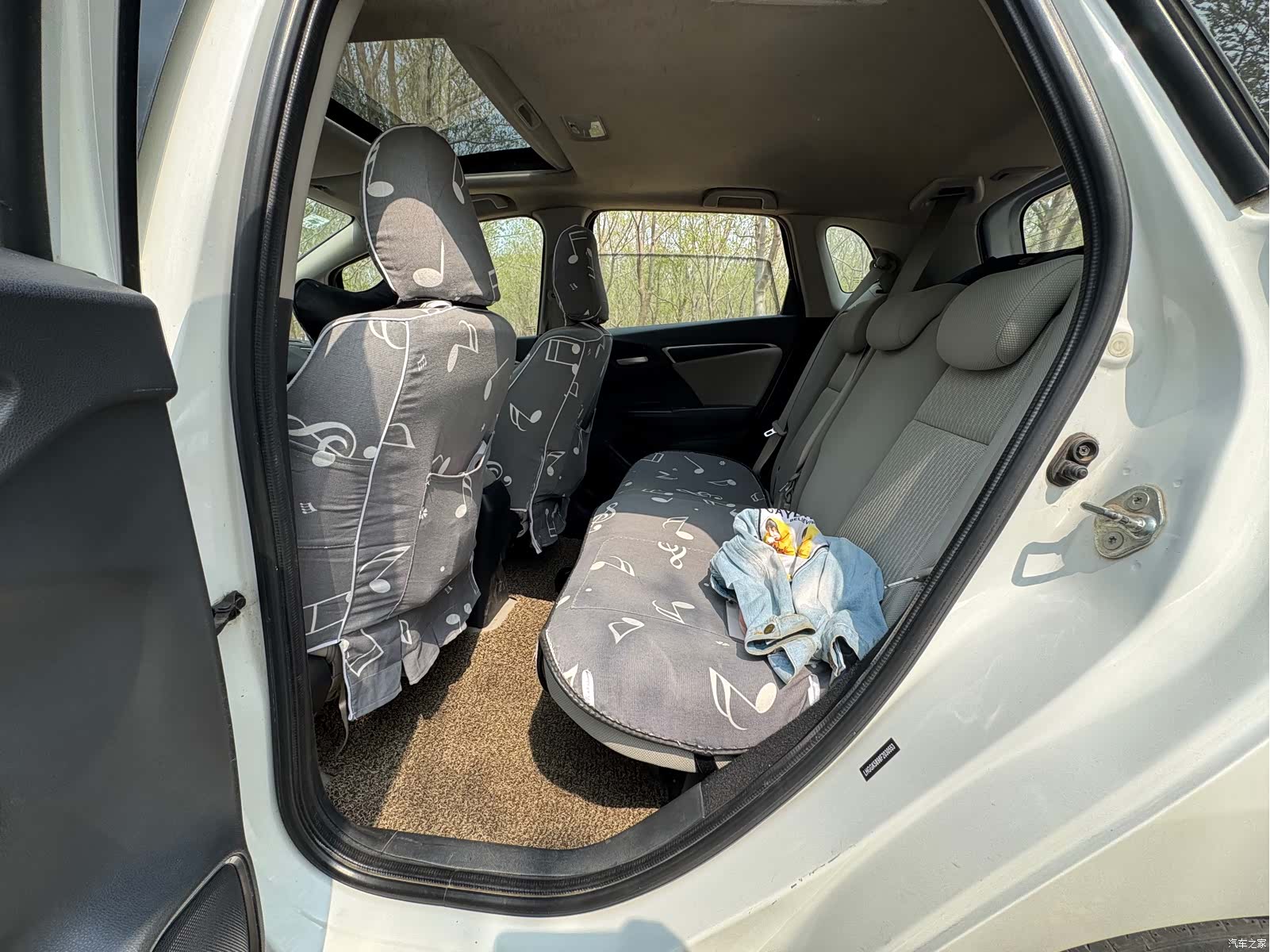 Honda Fit, 2015 6