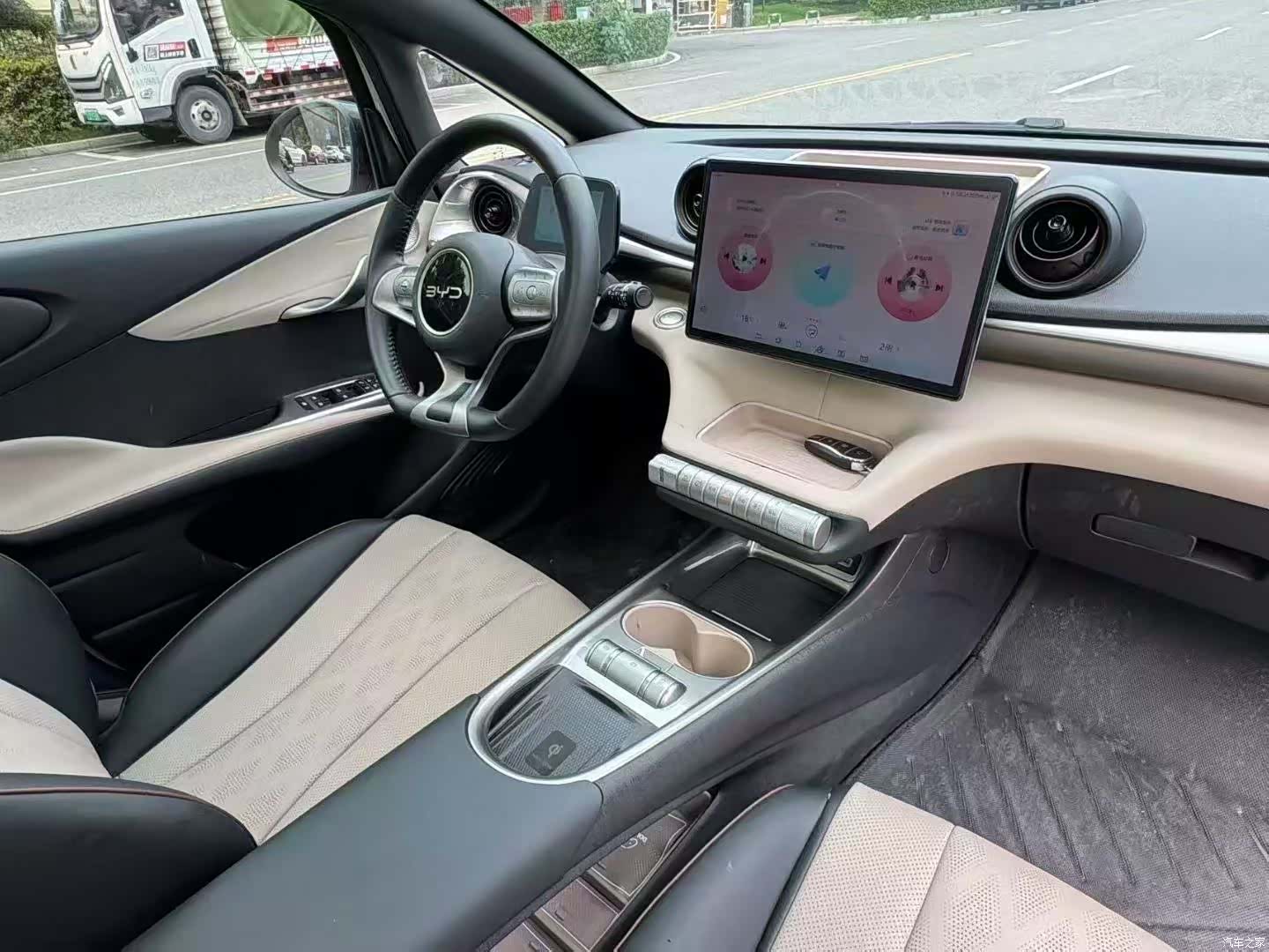 BYD Dolphin, 2024 9