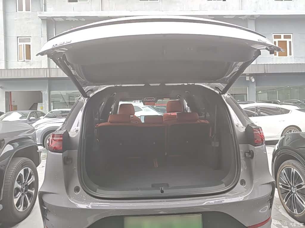 BYD Tang, 2025 19