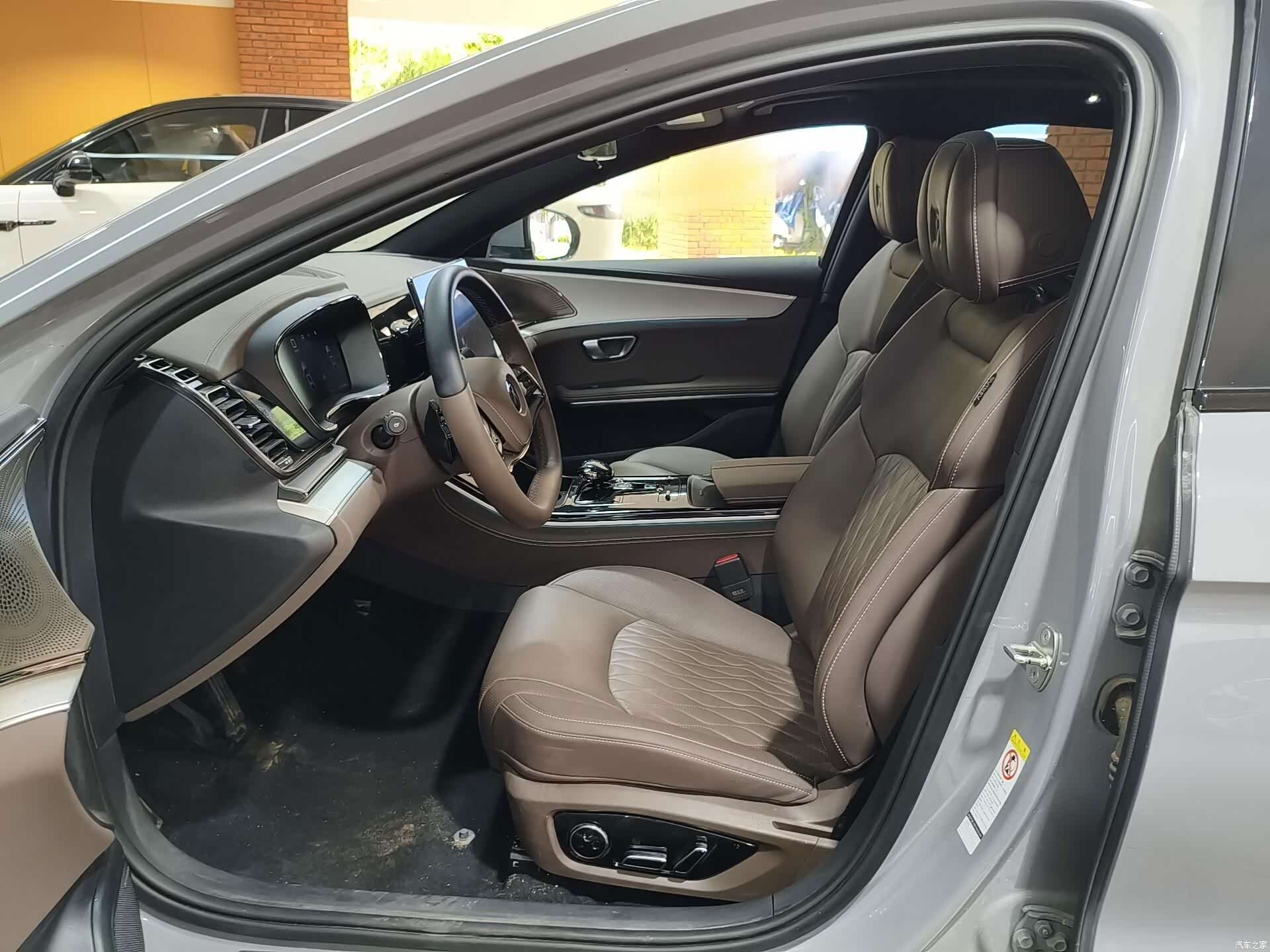 BYD Han, 2025 7