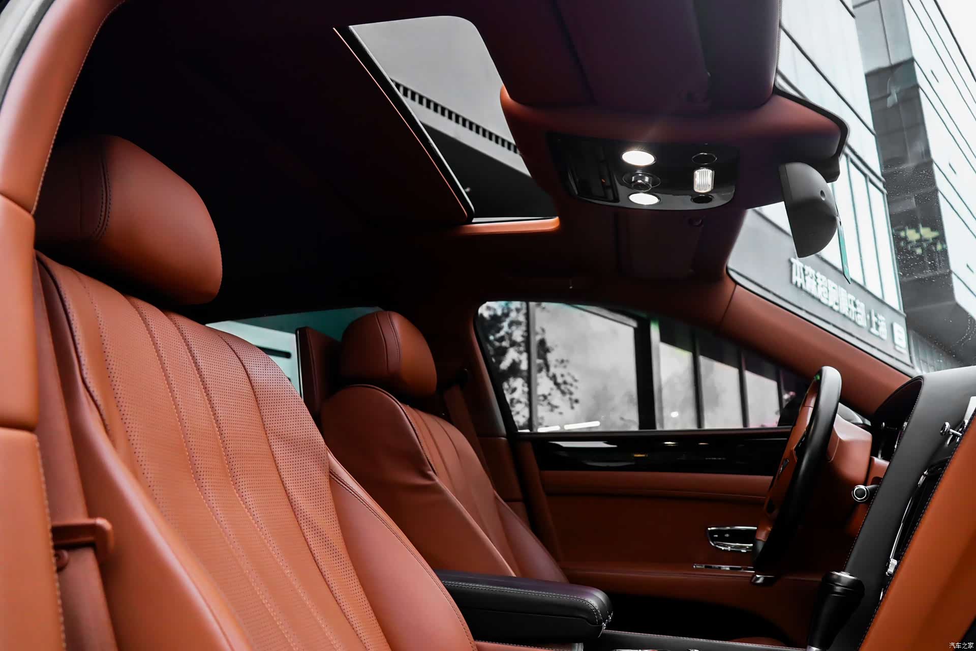 Bentley Flying Spur, 2014 13