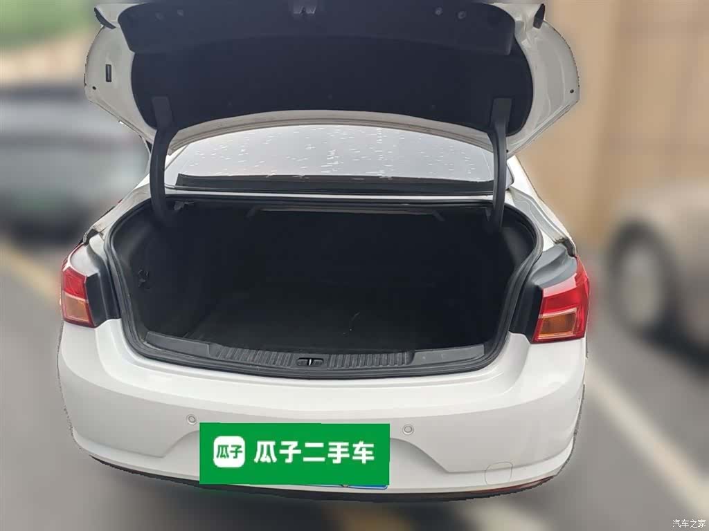 Buick Verano, 2017 10