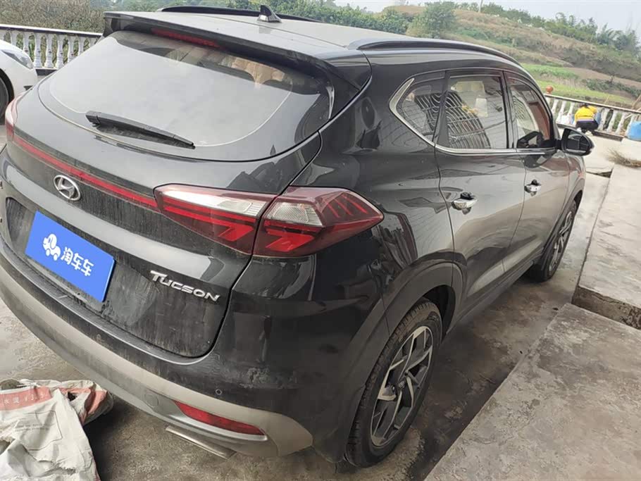Hyundai Tucson