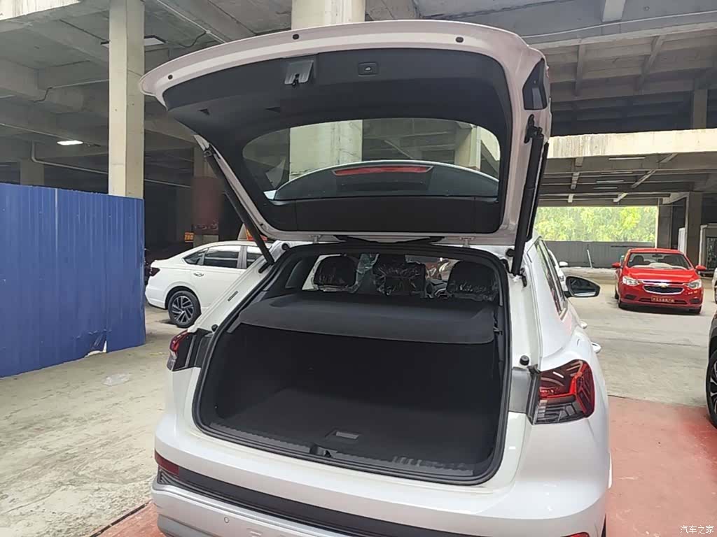 Audi Q4 e-tron, 2026 15