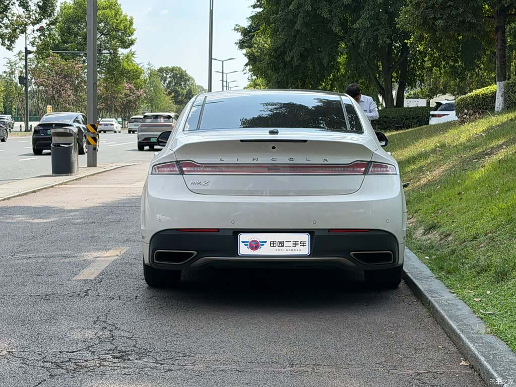 Lincoln MKZ, 2016 все фото