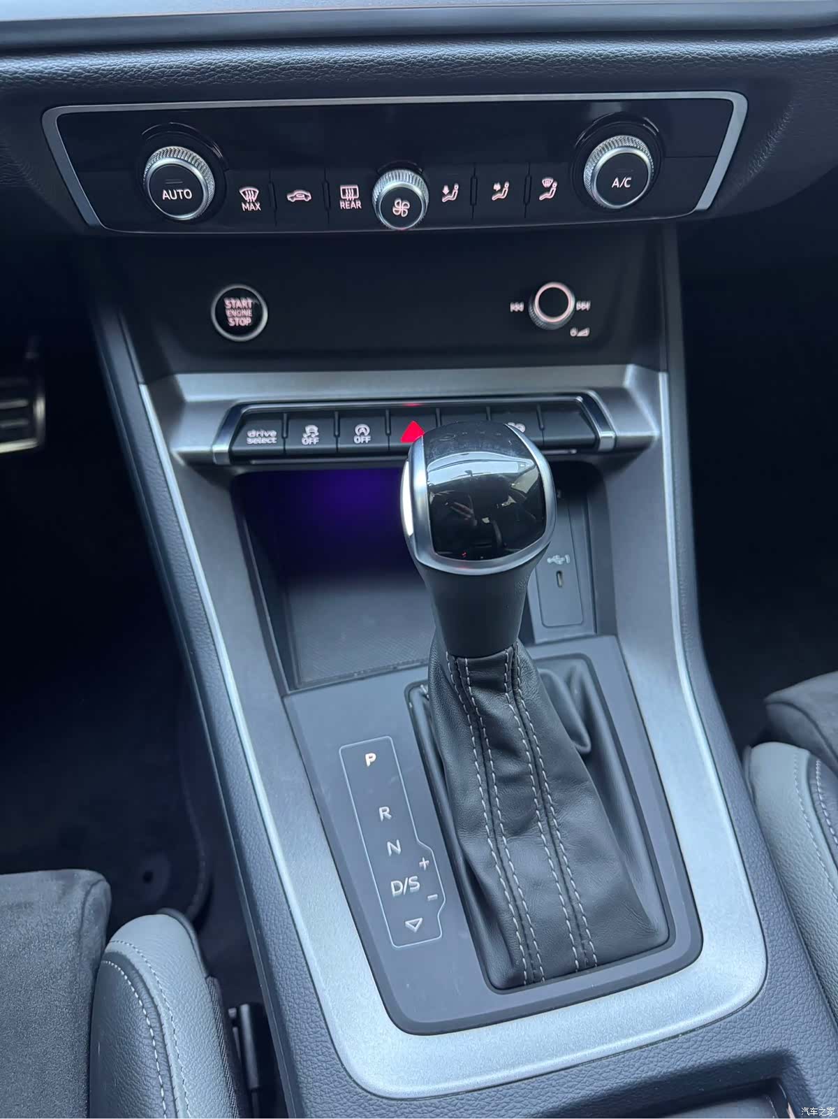 Audi Q3, 2022 9