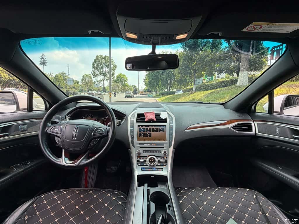 Lincoln MKZ, 2016 12