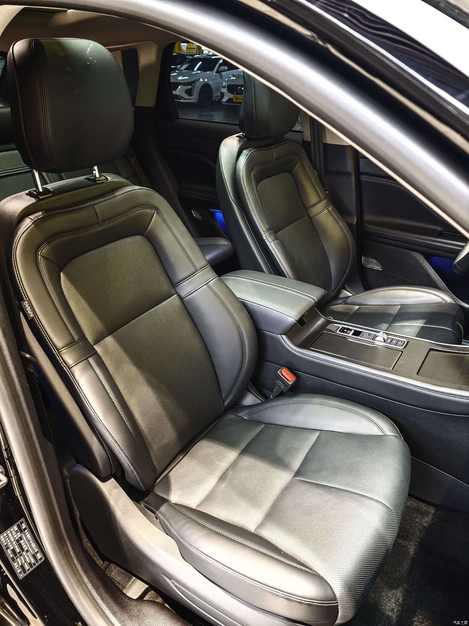 Lincoln Corsair, 2025 11