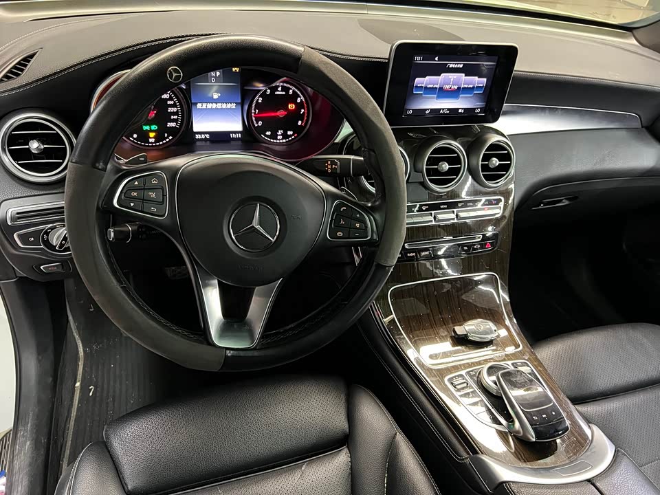 Mercedes-Benz GLC Mercedes-Benz GLC