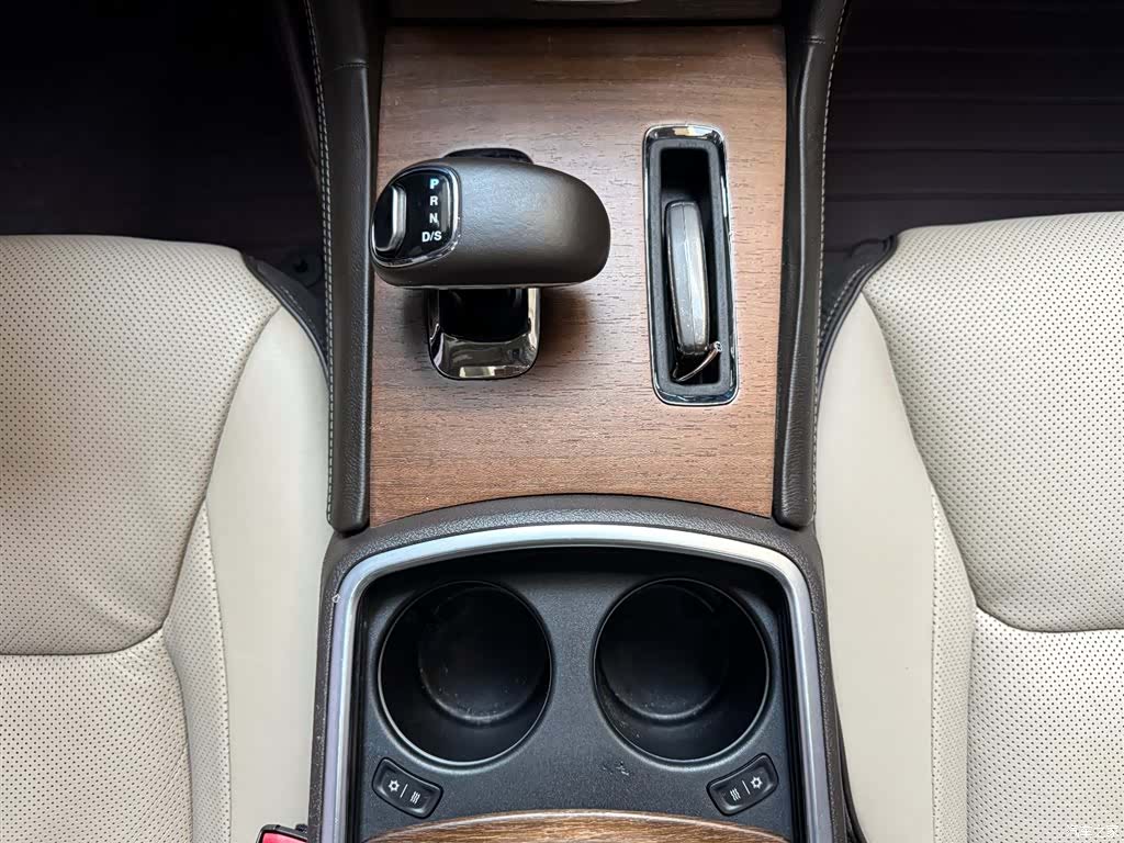 KeLaiSiLei(JinKou) 300C, 2013 15