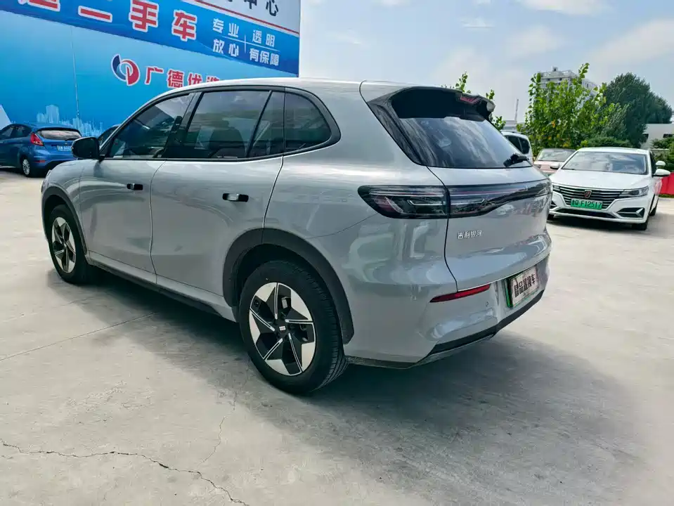 Geely Galaxy Galaxy E5