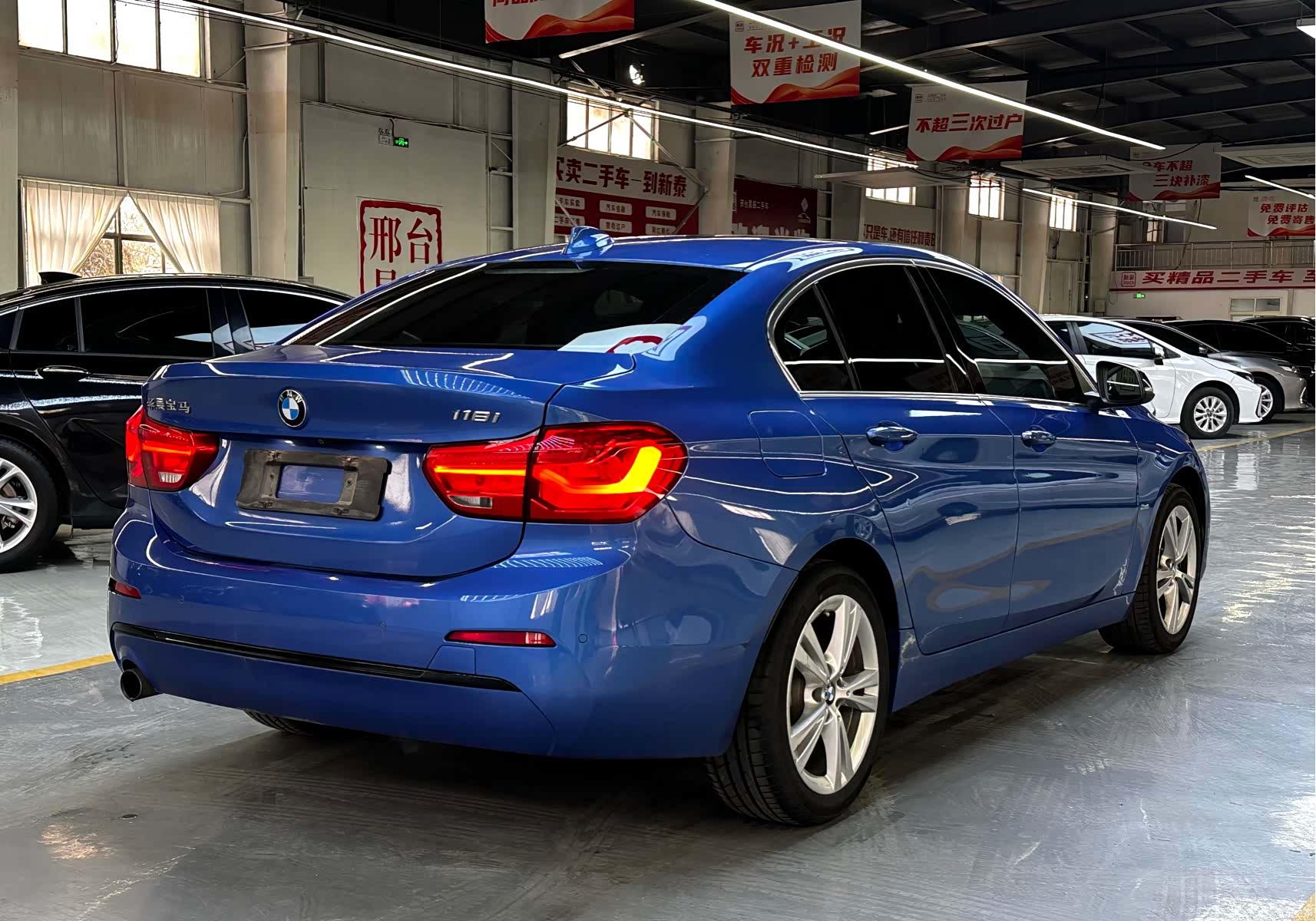 BMW 1 Series, 2017 все фото
