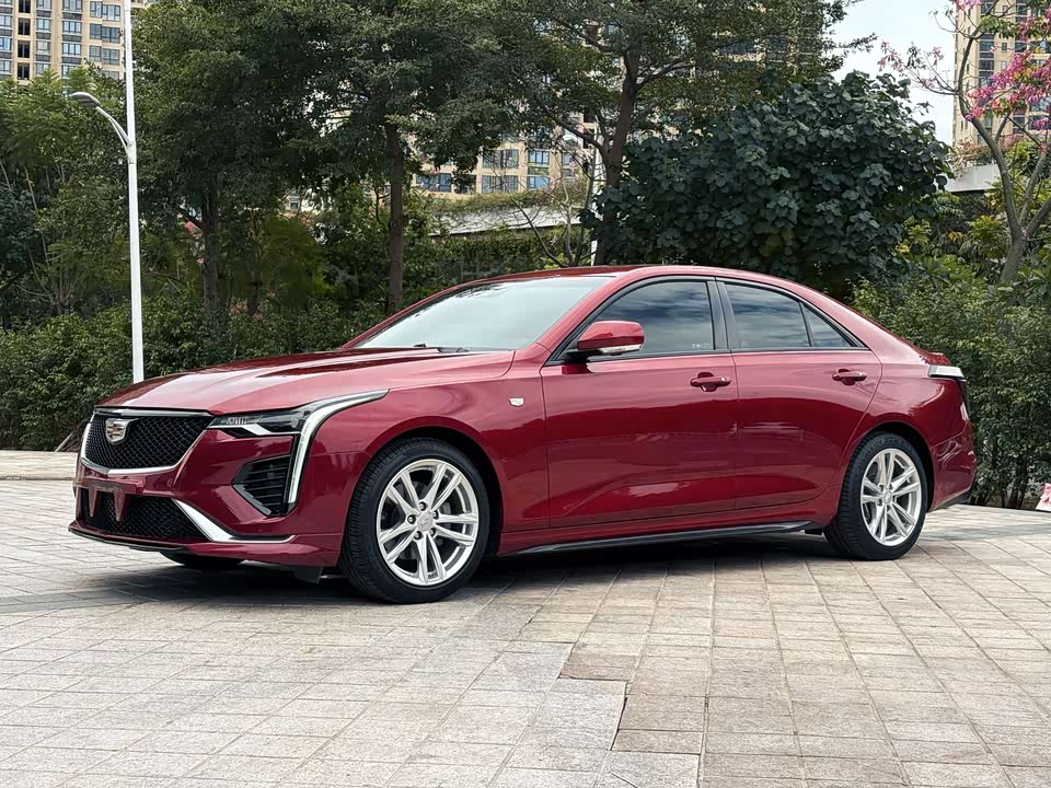 Cadillac CT4