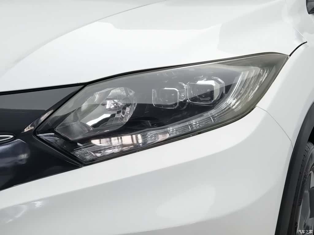 Honda Vezel, 2015 7