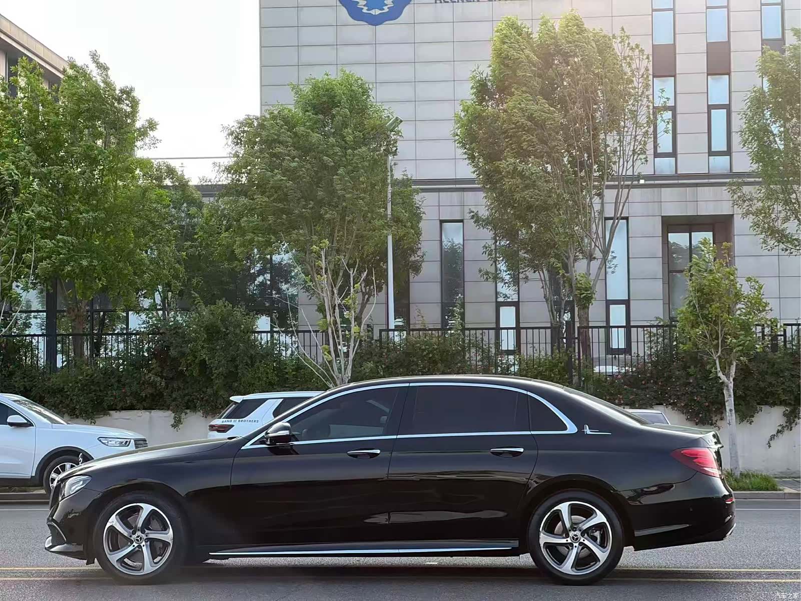 Mercedes-Benz E-Class, 2017 3