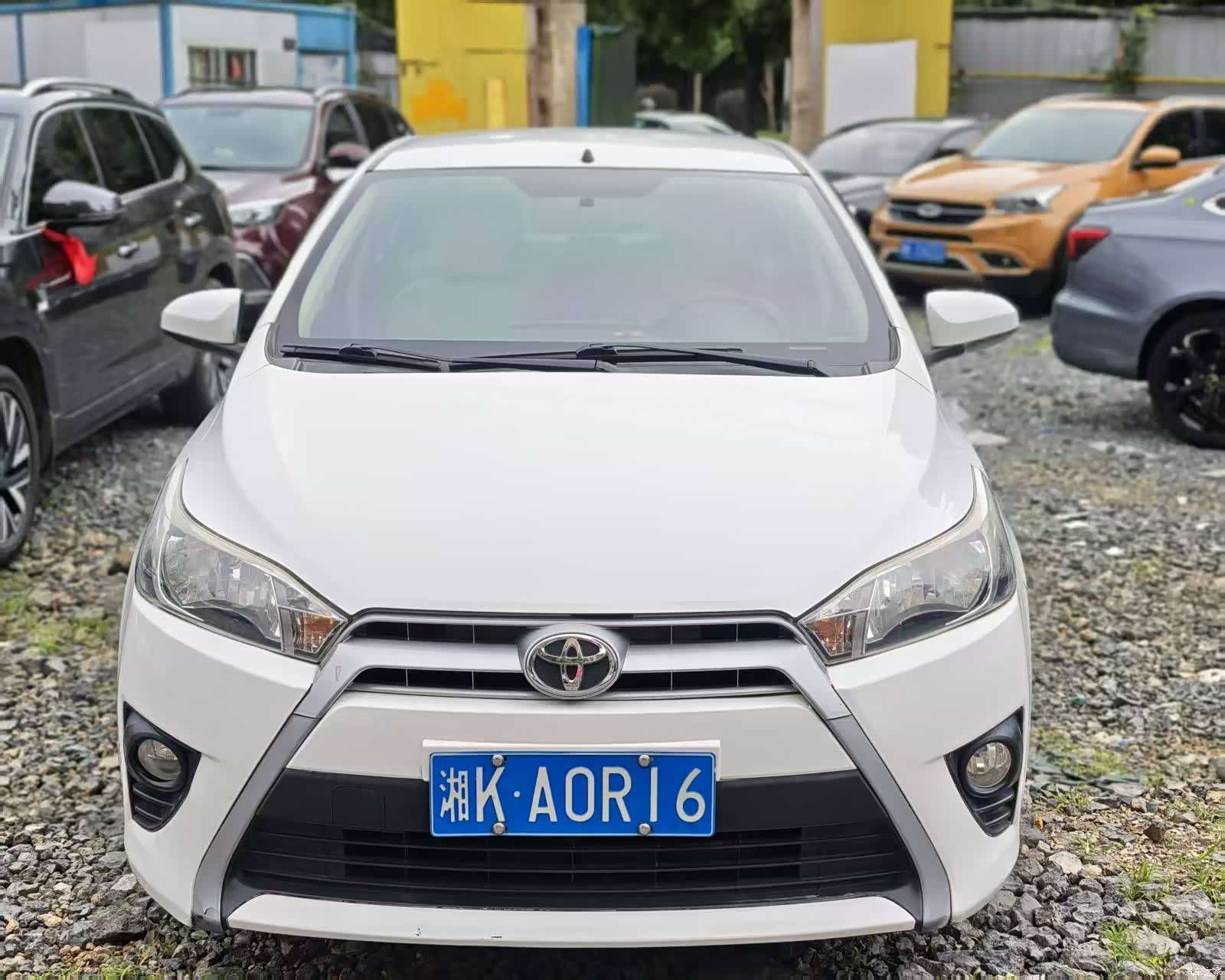 Toyota YARiS L