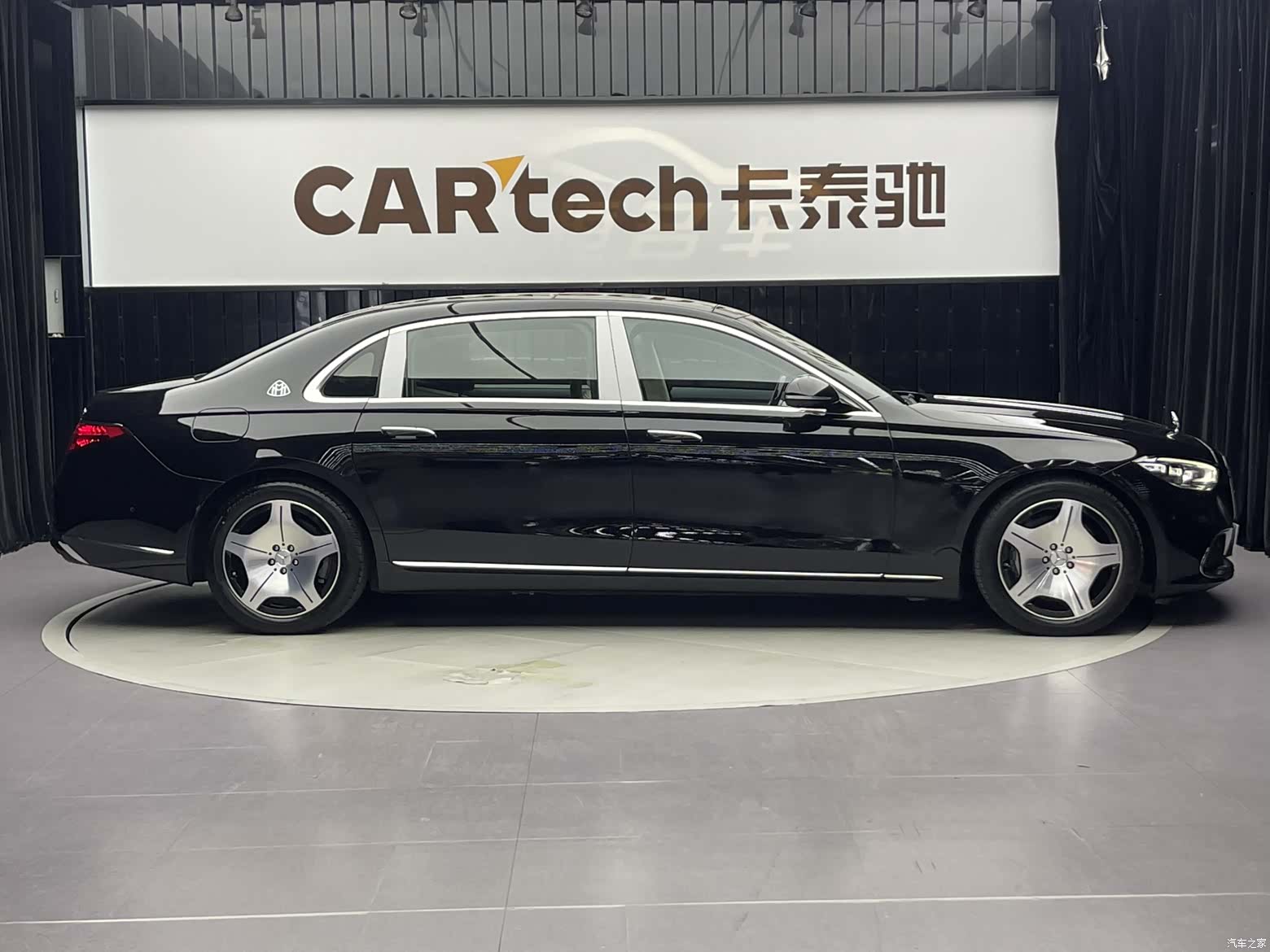 Maybach S-Class, 2022 все фото