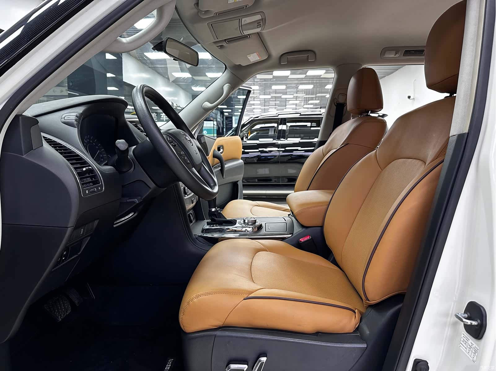 Nissan Patrol, 2019 9