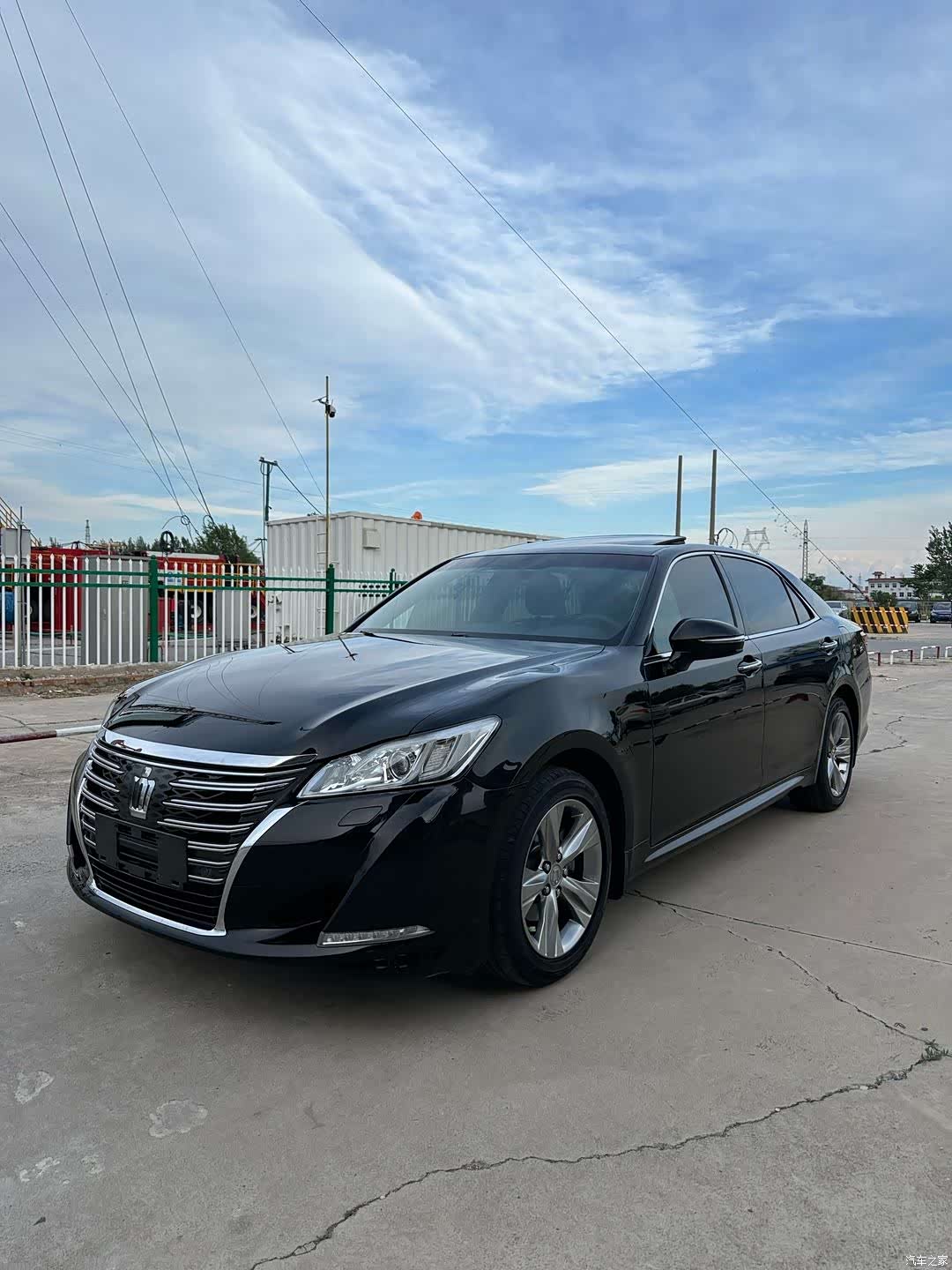 Toyota Crown, 2017 1