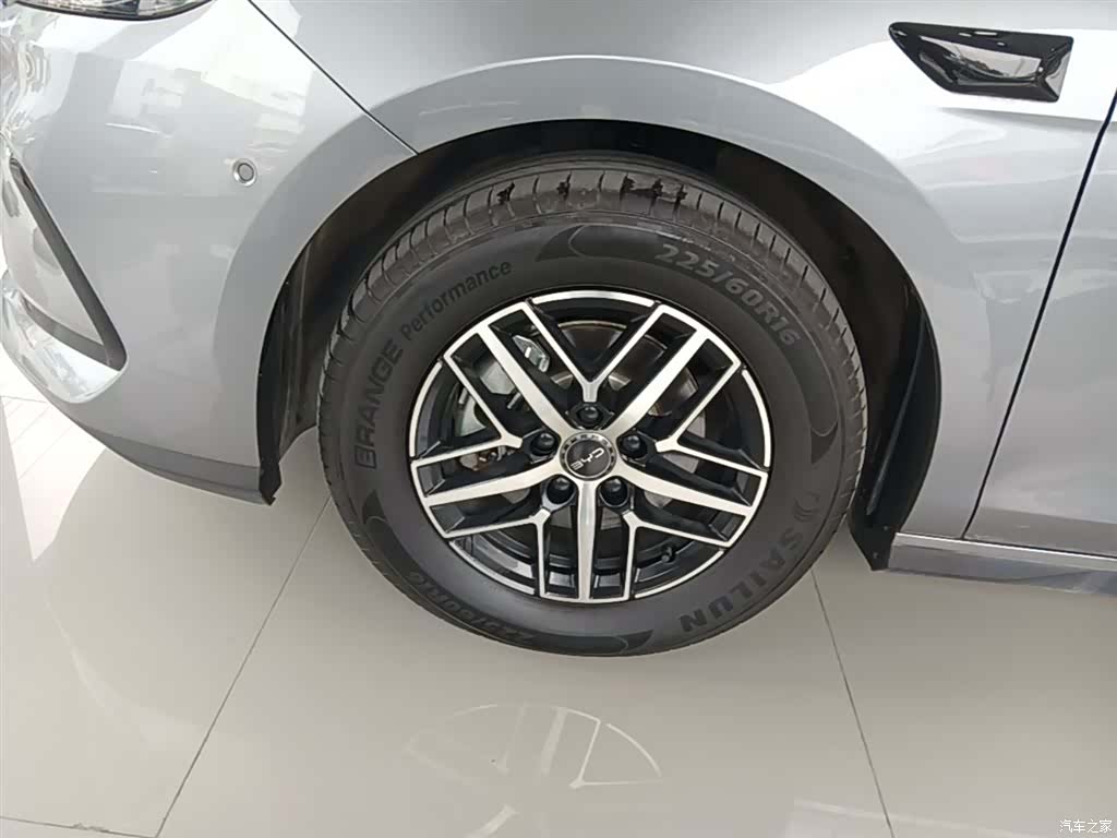 BYD Seal, 2025 23