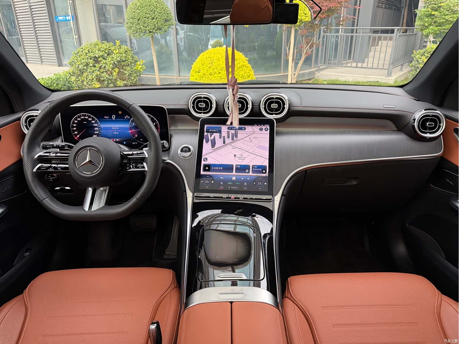 Mercedes-Benz GLC, 2024 9