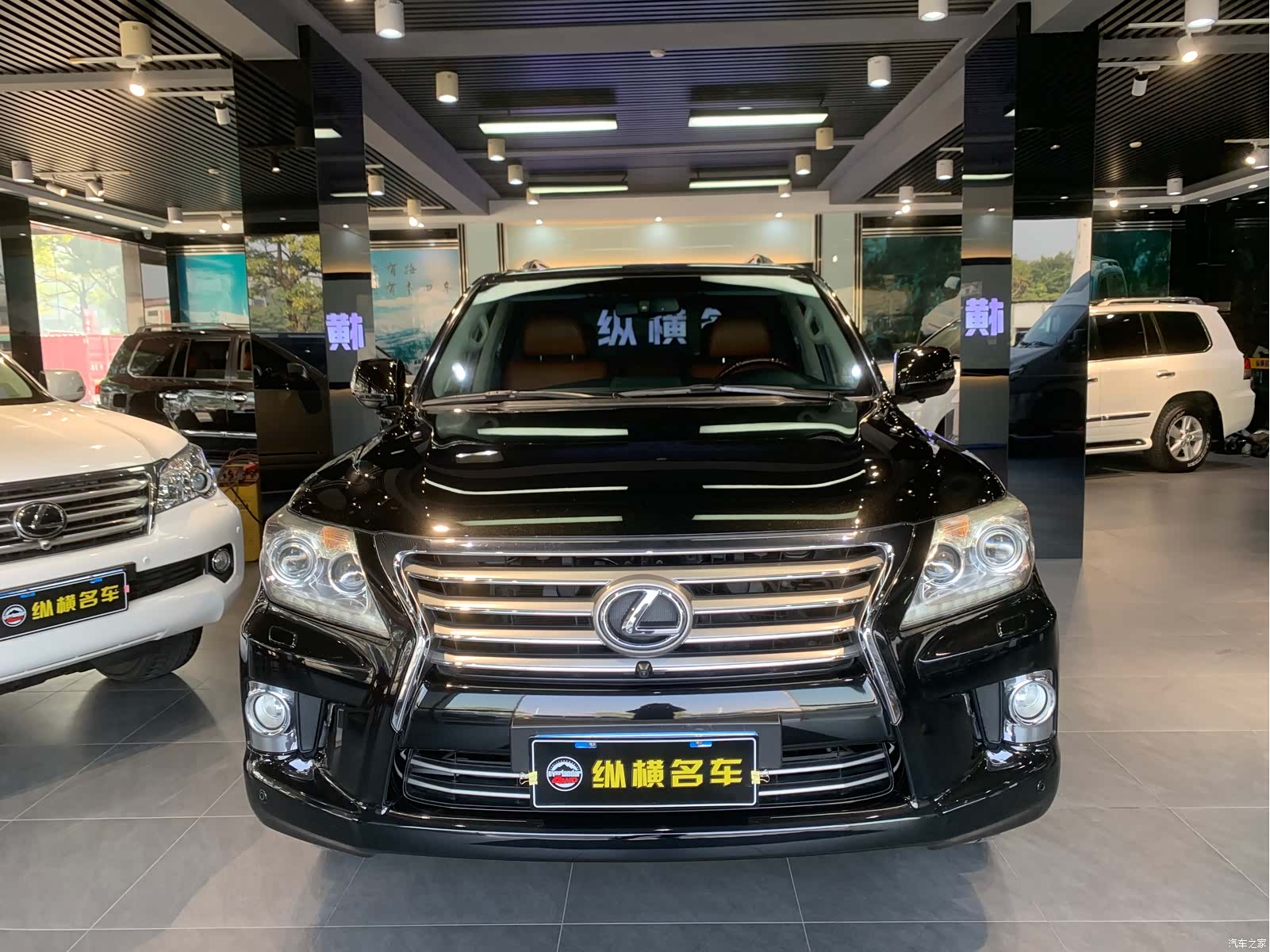 Lexus LX, 2013 2