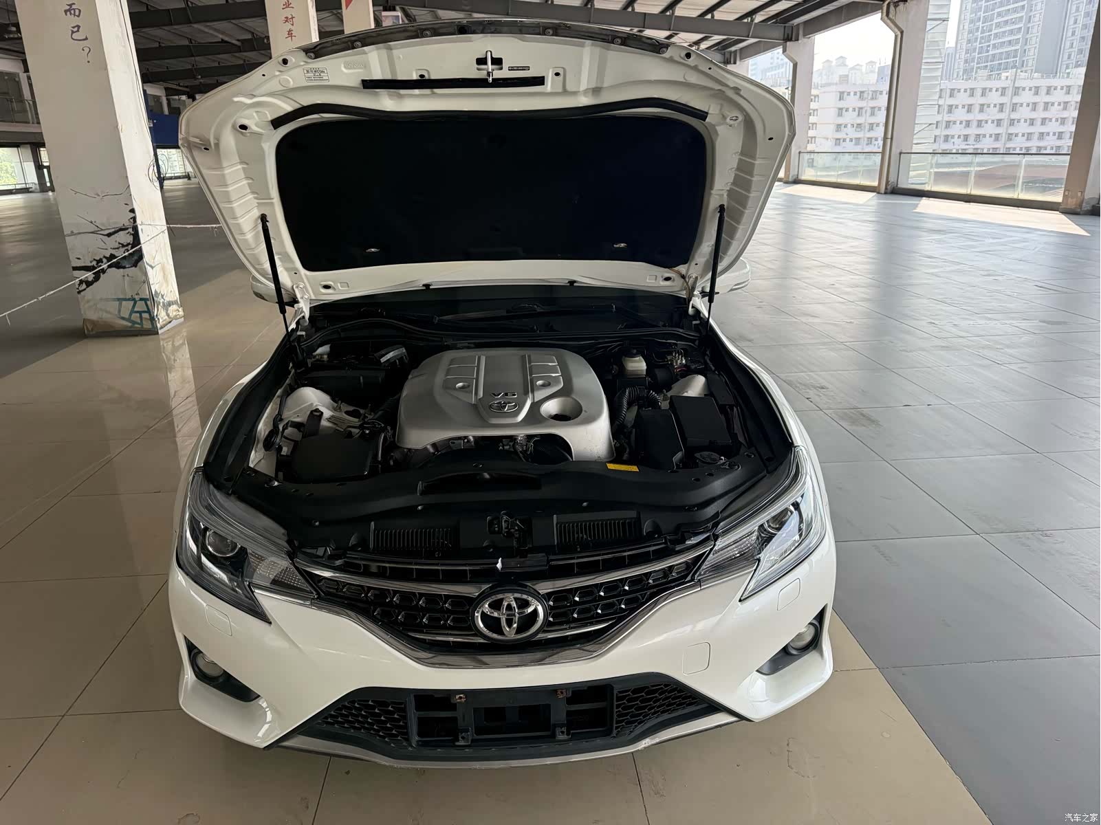 Toyota 2.5V, 2015 16