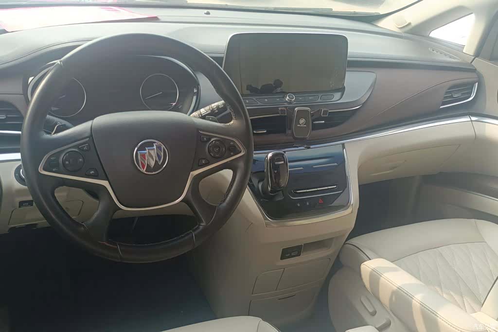 Buick GL8, 2021 12