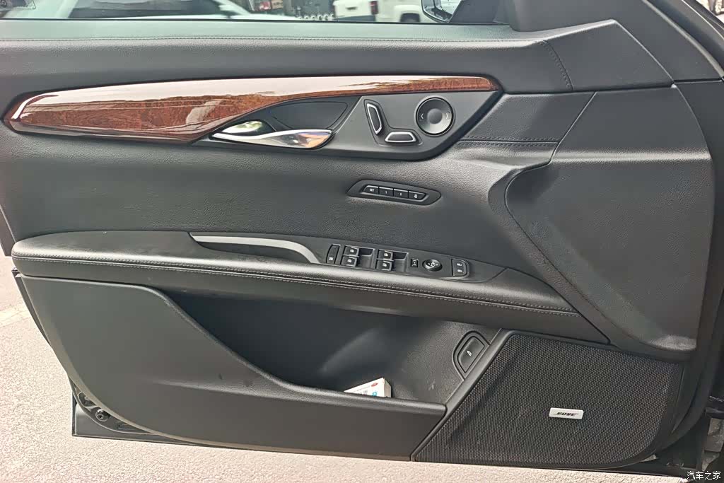 Cadillac CT6, 2021 7