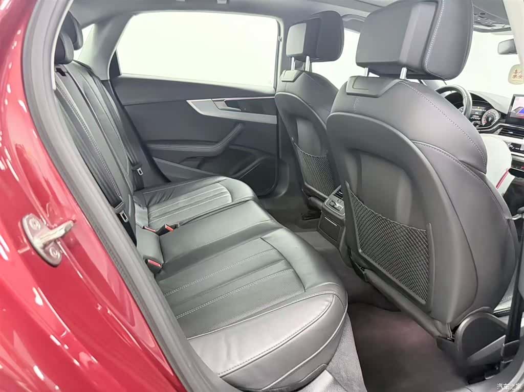 Audi A4L, 2023 7