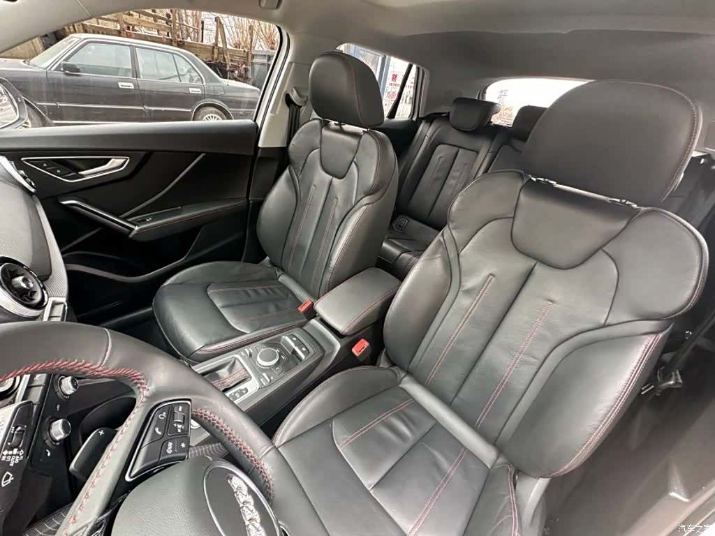 Audi Q2L, 2022 14