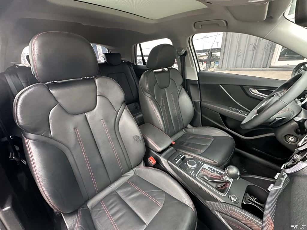 Audi Q2L, 2022 15