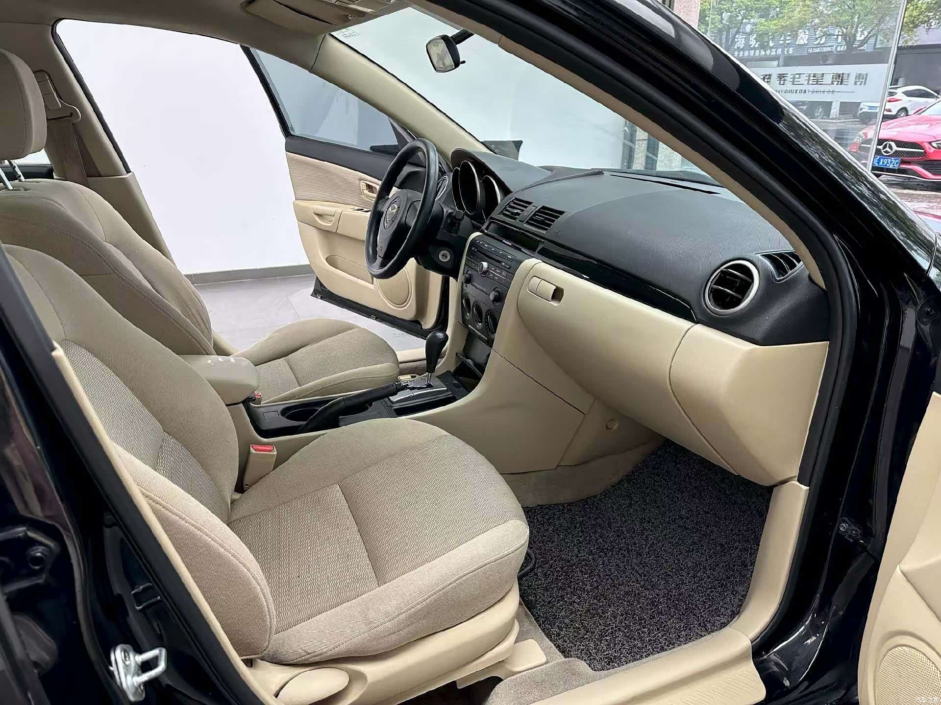 Mazda 3, 2012 4