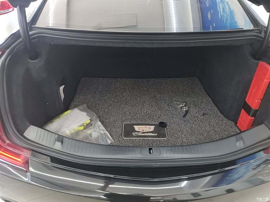 Cadillac XTS, 2018 18