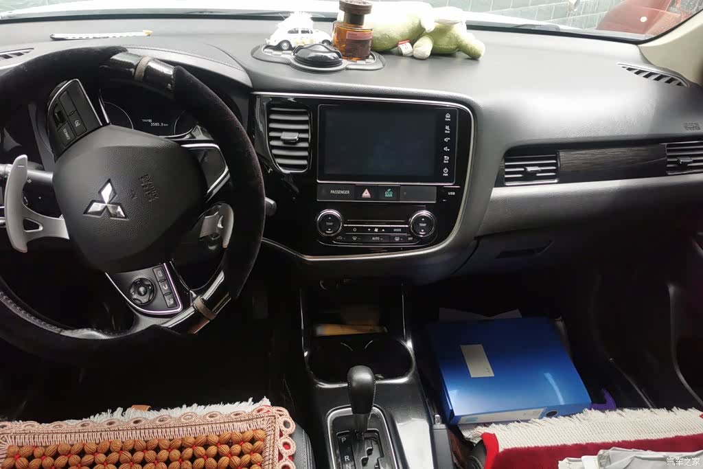 Mitsubishi Outlander, 2017 13